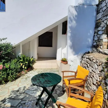 Aparthotel Syraino *